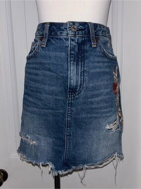 💐🌹🎨 Abercrombie & Fitch Floral Embroidered Denim A-Line Skirt 🎨🌹💐